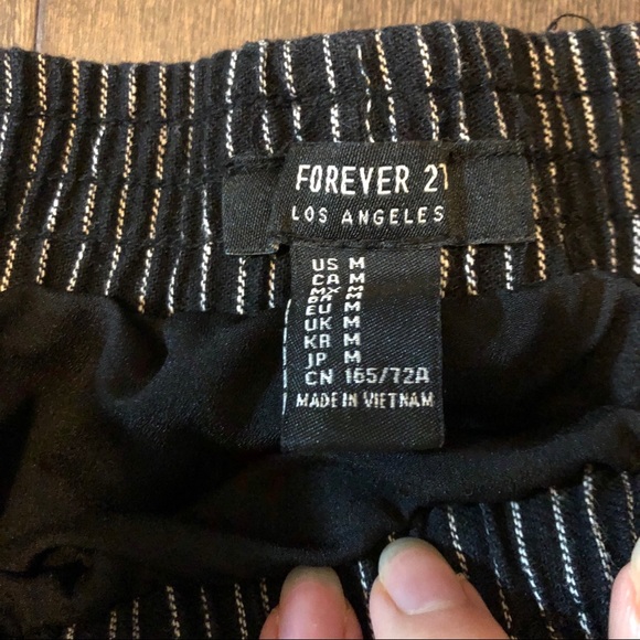 Forever 21 Striped Shorts - Picture 2 of 3